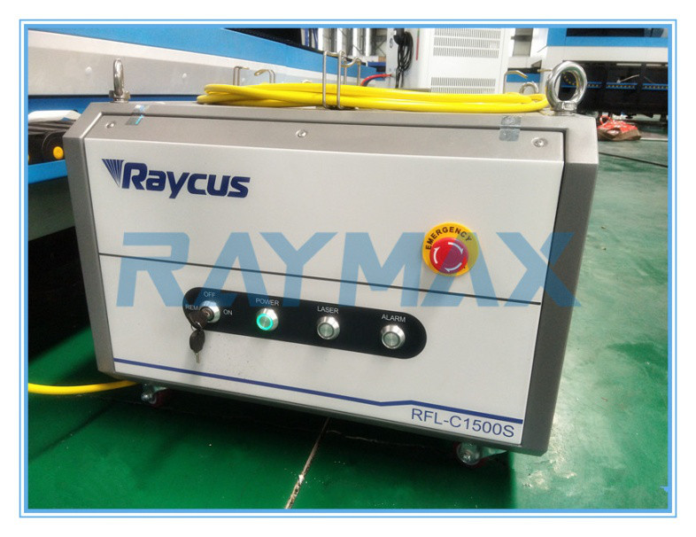 3015 Makinë për prerjen e metaleve me laser me fibra 2000w Raycus Laser Power